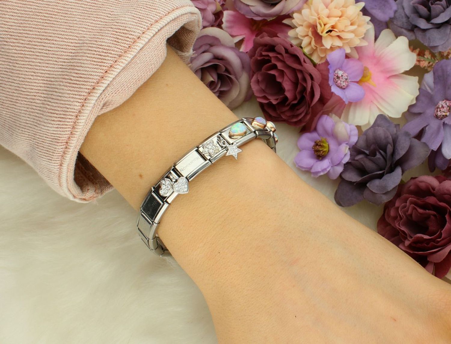 Nomination Link 9K zawieszka złoto Kropla Biały Opal skierowany w lewo 430513 07.jpg